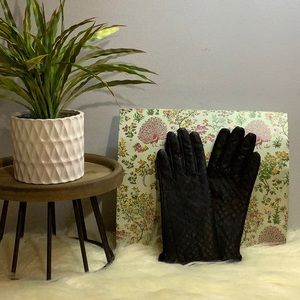 Women's Vera Bradley Quilted Leather Gloves